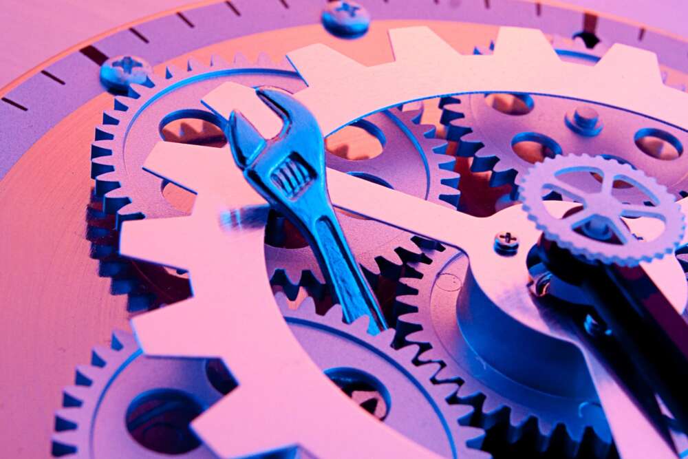 Image of gears being sabotaged